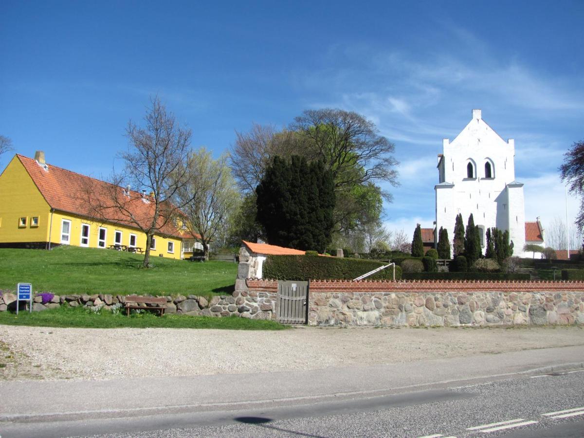 Tisvildehegn Bandb Helsinge Eksteriør bilde